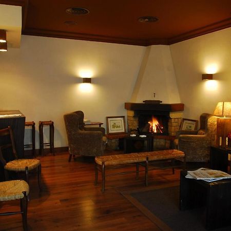 Hotel Iguarena エスカライ エクステリア 写真
