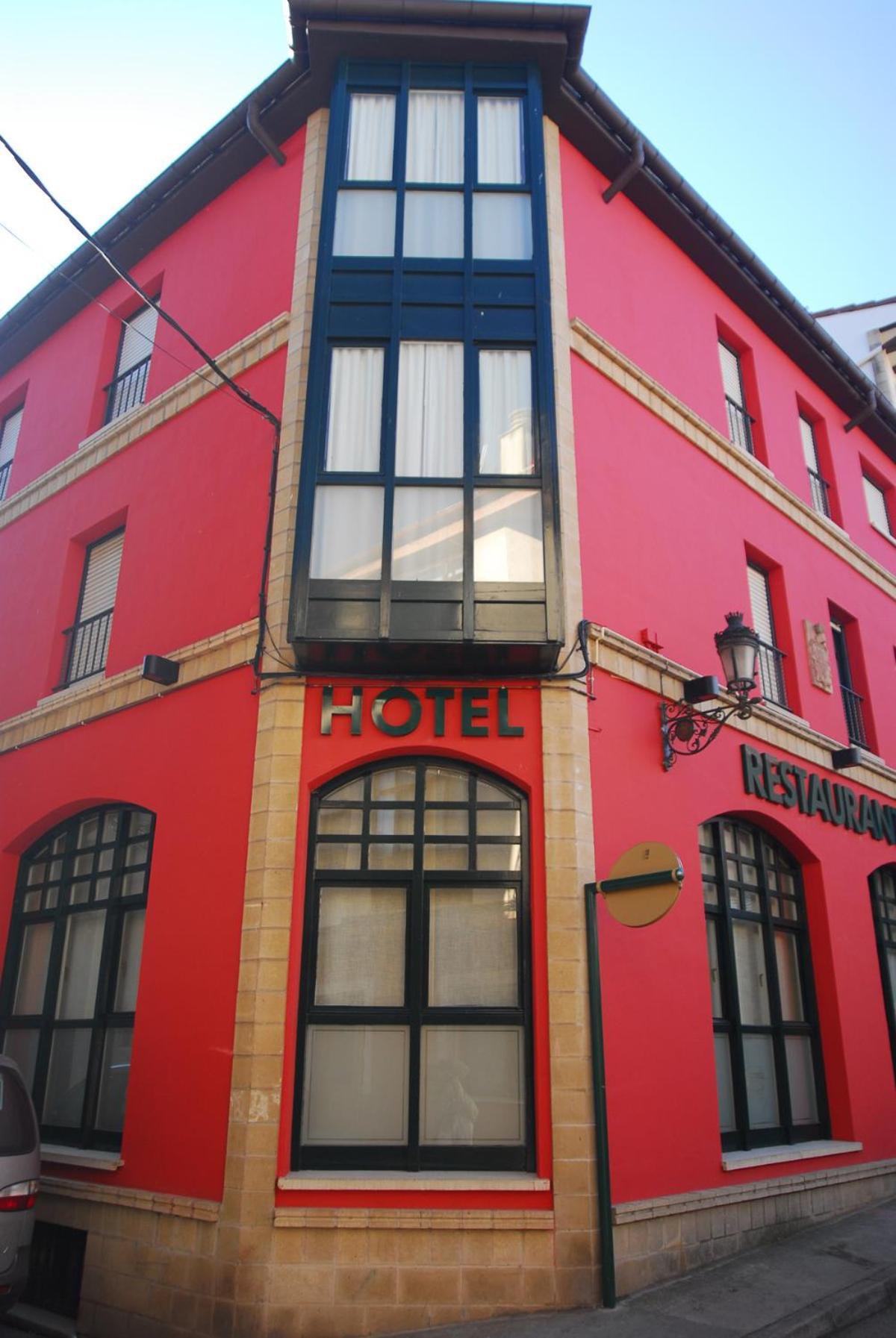 Hotel Iguarena エスカライ エクステリア 写真